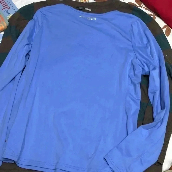 Hang Ten Long Sleeved Activewear - Picture 2 of 4